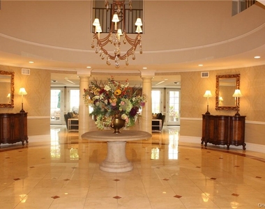 405 Trump Park - Photo Thumbnail 2