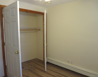 50 Grover Lane - Photo Thumbnail 6