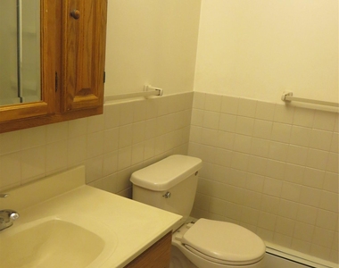 50 Grover Lane - Photo Thumbnail 11