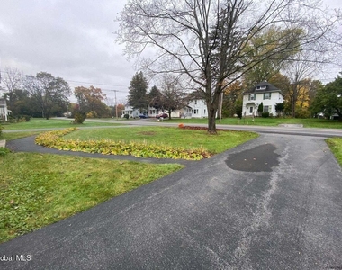 53 N Main Street - Photo Thumbnail 29