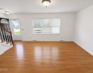 53 N Main Street - Photo Thumbnail 3