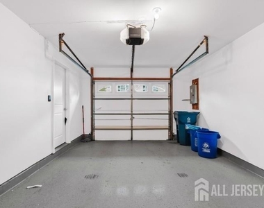 8 Alfred Avenue - Photo Thumbnail 25