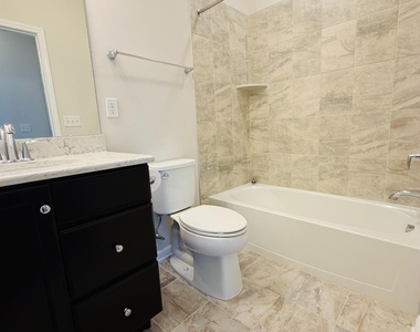 907 Greenland Square - Photo Thumbnail 27
