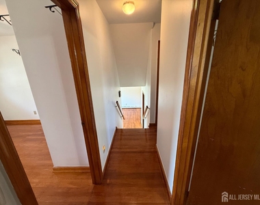 304 Fairlamb Avenue - Photo Thumbnail 9