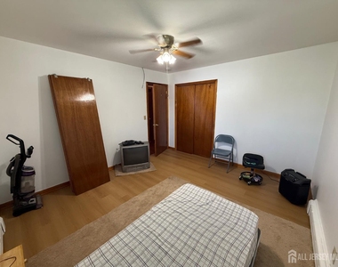 304 Fairlamb Avenue - Photo Thumbnail 11