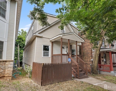 181 Hale Street - Photo Thumbnail 1