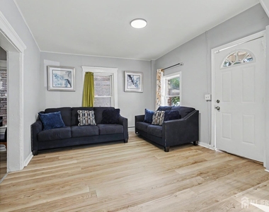 181 Hale Street - Photo Thumbnail 4