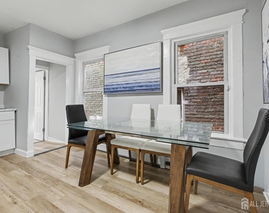 181 Hale Street - Photo Thumbnail 7