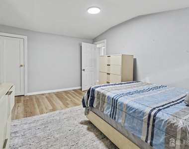 181 Hale Street - Photo Thumbnail 14