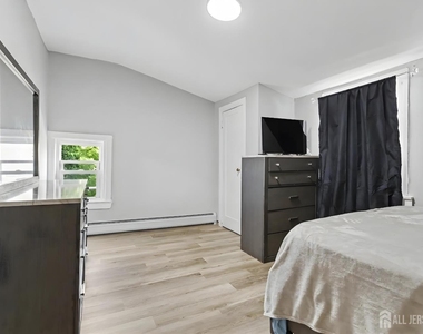 181 Hale Street - Photo Thumbnail 17