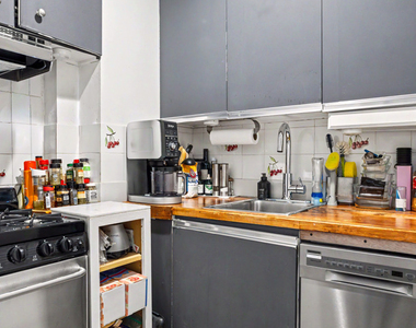 145 E 29th Street - Photo Thumbnail 2
