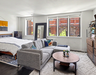 145 E 29th Street - Photo Thumbnail 1