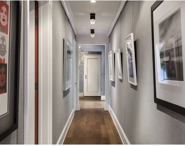 410 W 24th Street - Photo Thumbnail 10