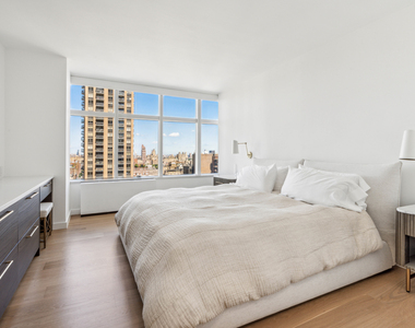 160 W 66th Street - Photo Thumbnail 7