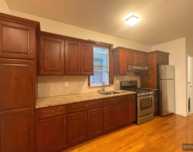 1410 Jefferson Avenue - Photo Thumbnail 6