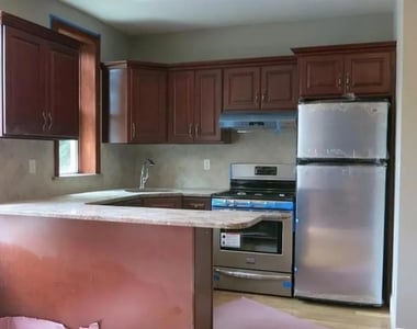 1410 Jefferson Avenue - Photo Thumbnail 4