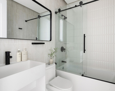 286 Covert Street - Photo Thumbnail 3