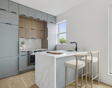 286 Covert Street - Photo Thumbnail 3