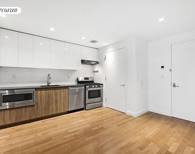 247 N 7th Street - Photo Thumbnail 2