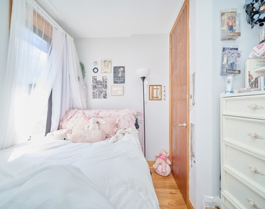 454 9th Avenue - Photo Thumbnail 4