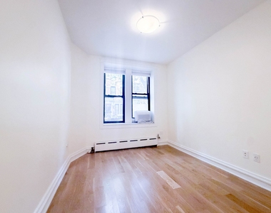 342 W 21st Street - Photo Thumbnail 5