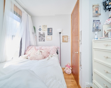 454 9th Avenue - Photo Thumbnail 4