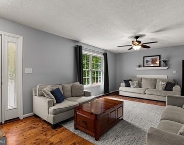 344 White Mule Lane - Photo Thumbnail 1