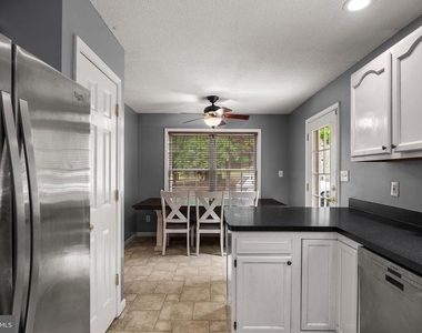 344 White Mule Lane - Photo Thumbnail 6