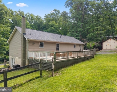 344 White Mule Lane - Photo Thumbnail 20