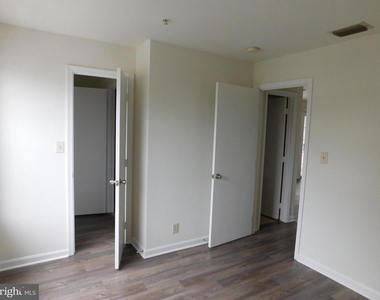 200 Dover Place - Photo Thumbnail 14