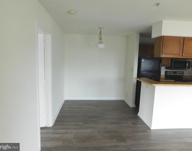 200 Dover Place - Photo Thumbnail 8