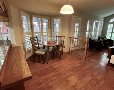 2 Eastbrook Court - Photo Thumbnail 3
