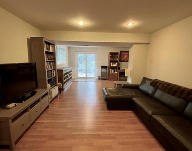 2 Eastbrook Court - Photo Thumbnail 17