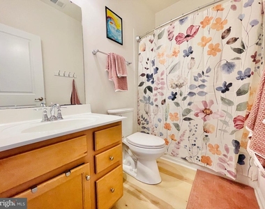 127 Streamview Drive - Photo Thumbnail 27