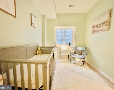 127 Streamview Drive - Photo Thumbnail 4