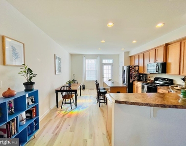 127 Streamview Drive - Photo Thumbnail 23