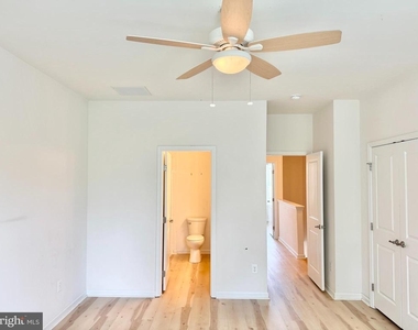 127 Streamview Drive - Photo Thumbnail 20