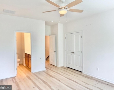127 Streamview Drive - Photo Thumbnail 19