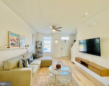 127 Streamview Drive - Photo Thumbnail 21