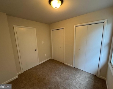 5140 Redbud Road - Photo Thumbnail 15
