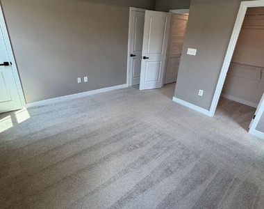 8700 Stevenson - Photo Thumbnail 34