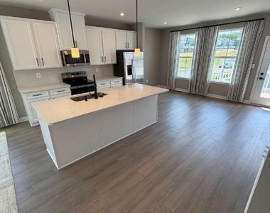 8700 Stevenson - Photo Thumbnail 20