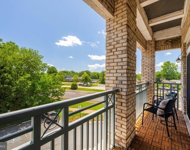 810 Belmont Bay Drive - Photo Thumbnail 32