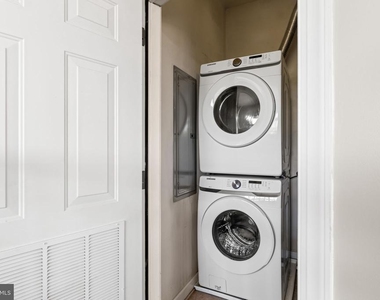 810 Belmont Bay Drive - Photo Thumbnail 31