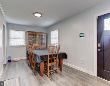 2409 Kilpatrick Place - Photo Thumbnail 4