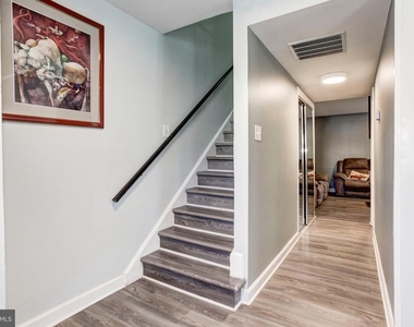 2409 Kilpatrick Place - Photo Thumbnail 7