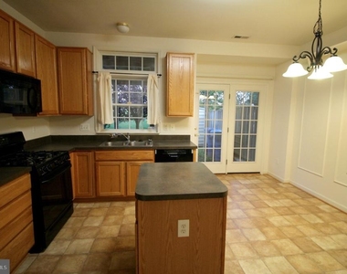 44501 Potter Terrace - Photo Thumbnail 8
