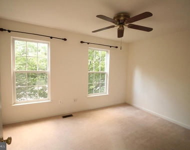 44501 Potter Terrace - Photo Thumbnail 18
