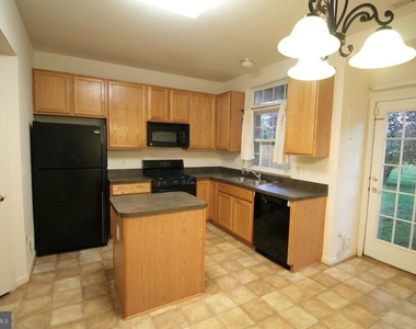 44501 Potter Terrace - Photo Thumbnail 6