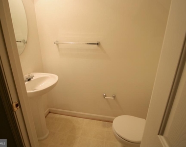 44501 Potter Terrace - Photo Thumbnail 10